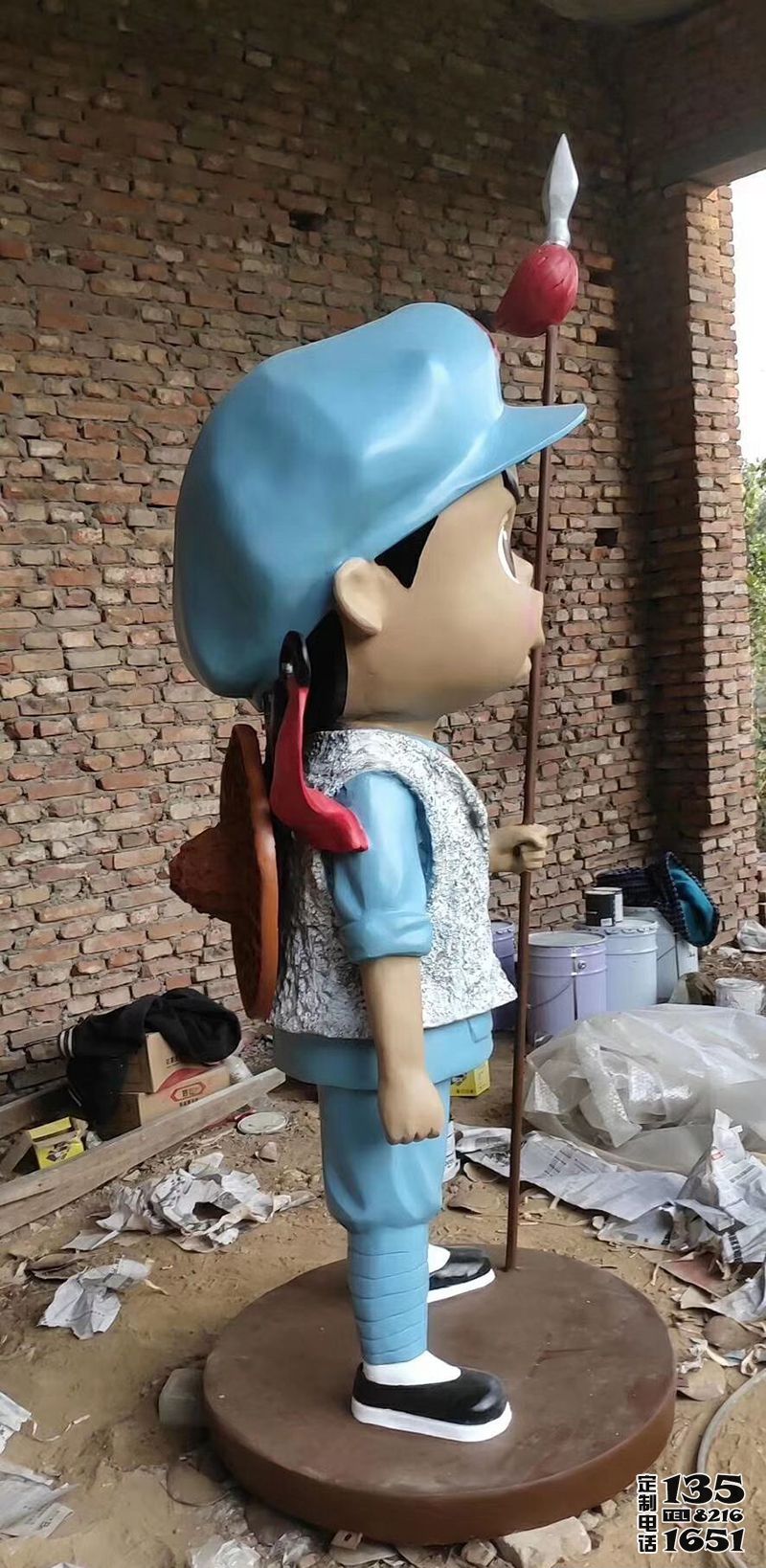 景區(qū)戶外玻璃鋼彩繪卡通童趣小八路軍雕塑 景區(qū)戶外玻璃鋼彩繪卡通童趣小八路軍雕塑