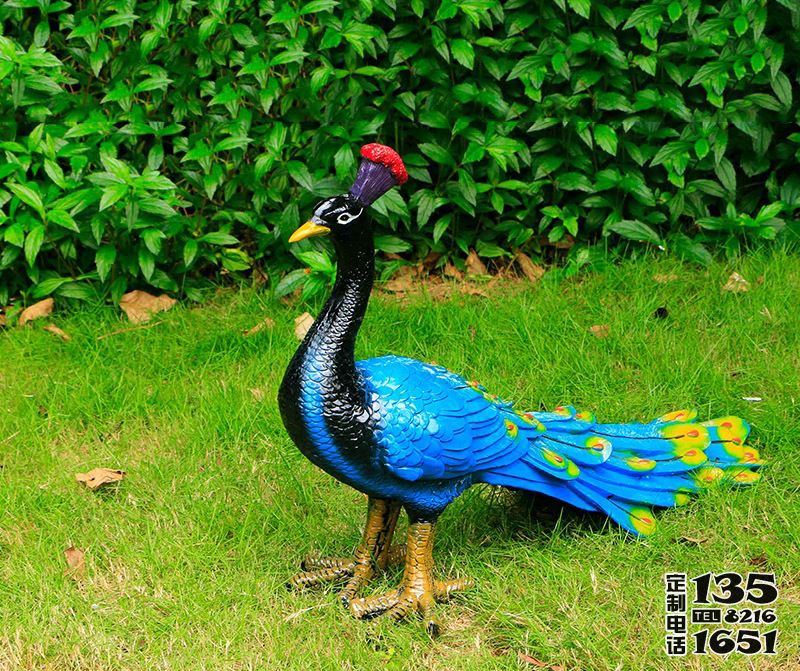 公園草坪玻璃鋼彩繪孔雀雕塑 公園草坪玻璃鋼彩繪孔雀雕塑