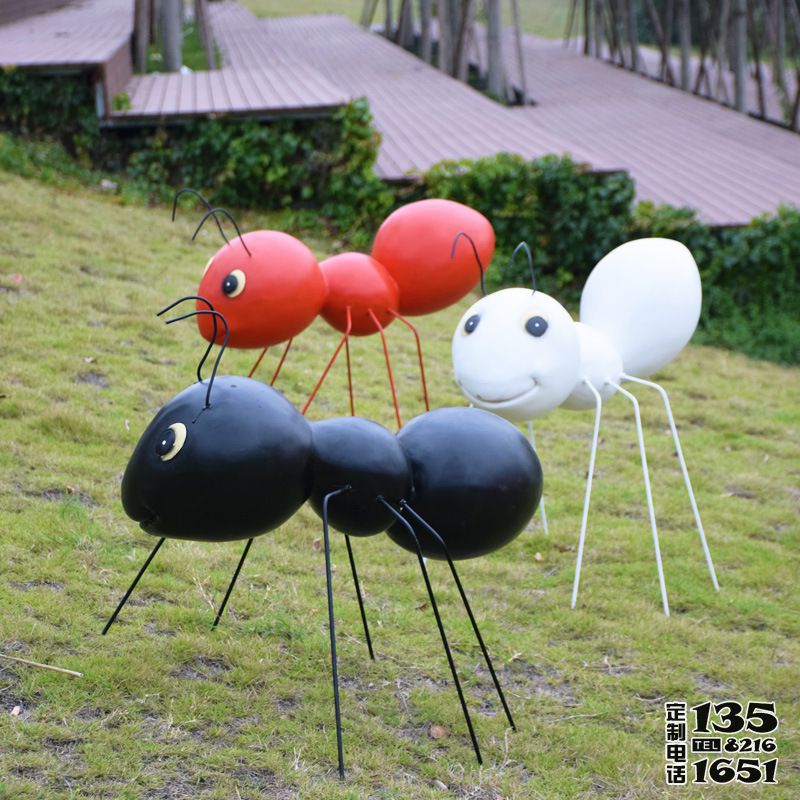 園林小區草坪鐵藝玻璃鋼螞蟻雕塑 園林小區草坪鐵藝玻璃鋼螞蟻雕塑