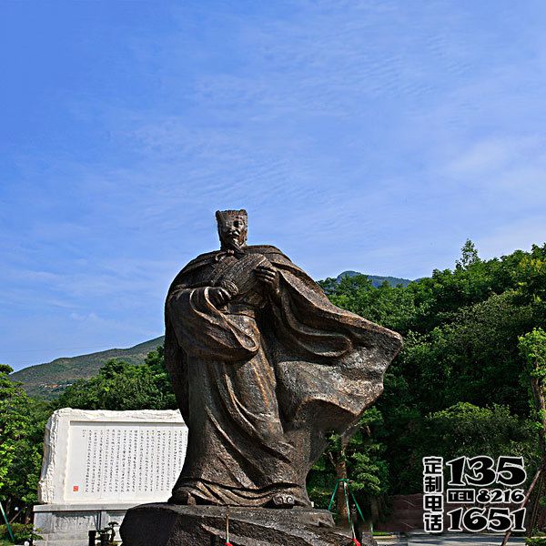 景區(qū)三國(guó)著名人物仿銅玻璃鋼諸葛亮雕塑 景區(qū)三國(guó)著名人物仿銅玻璃鋼諸葛亮雕塑