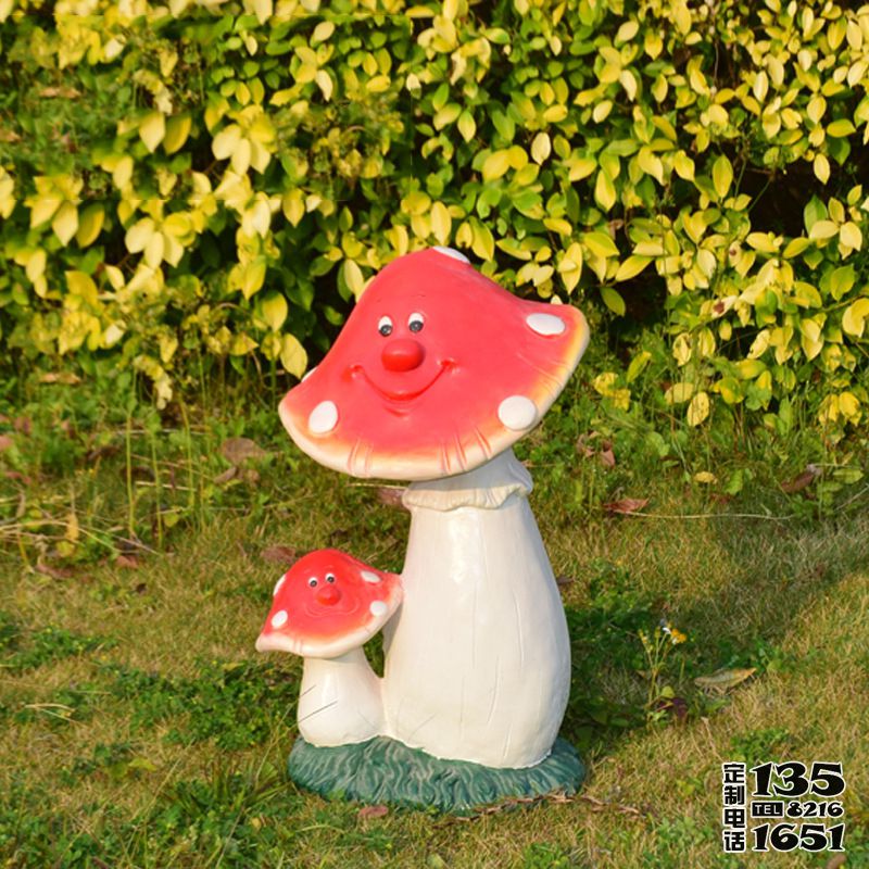 仿真戶外玻璃鋼彩繪微笑蘑菇雕塑 仿真戶外玻璃鋼彩繪微笑蘑菇雕塑