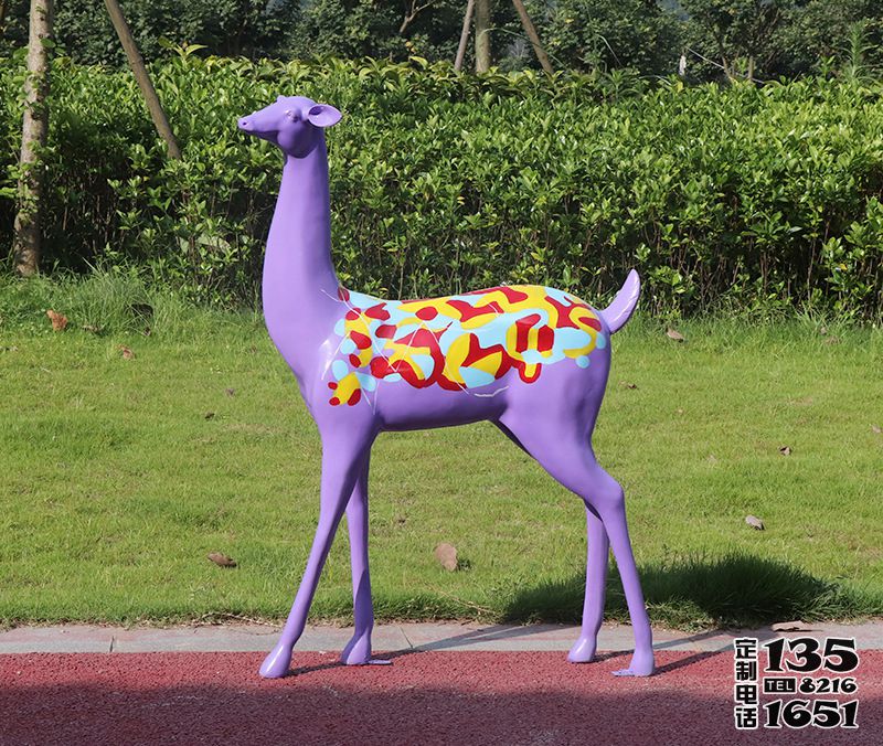 戶外園林景觀玻璃鋼彩繪紫色鹿雕塑 戶外園林景觀玻璃鋼彩繪紫色鹿雕塑