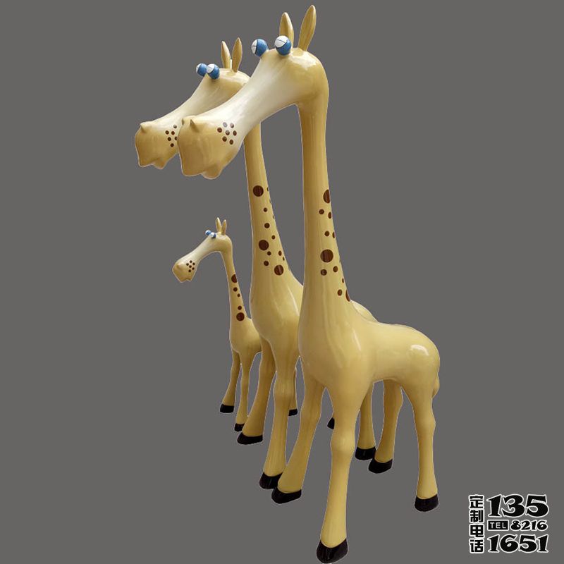 景區(qū)玻璃鋼彩繪卡通長頸鹿雕塑 景區(qū)玻璃鋼彩繪卡通長頸鹿雕塑