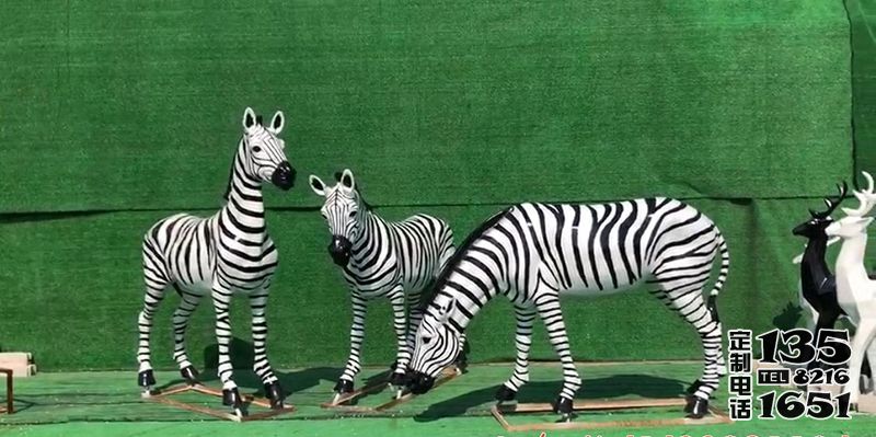 園創意玻璃鋼大型仿真動物斑馬雕塑 園創意玻璃鋼大型仿真動物斑馬雕塑