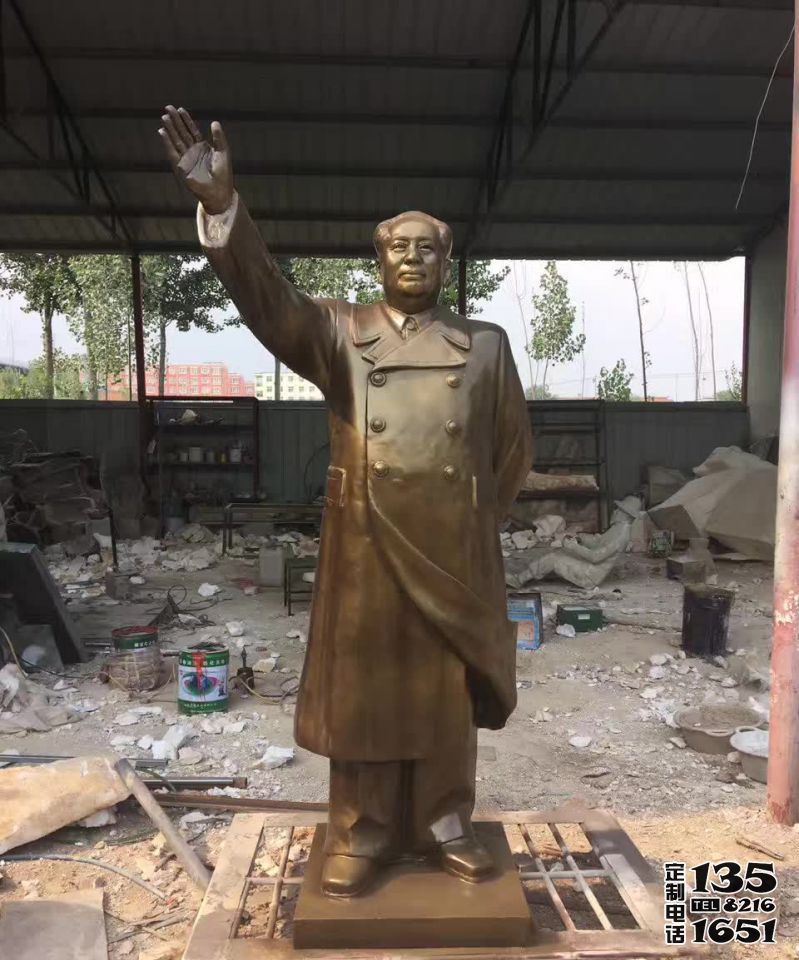 景區玻璃鋼仿銅揮手的毛澤東雕塑 景區玻璃鋼仿銅揮手的毛澤東雕塑