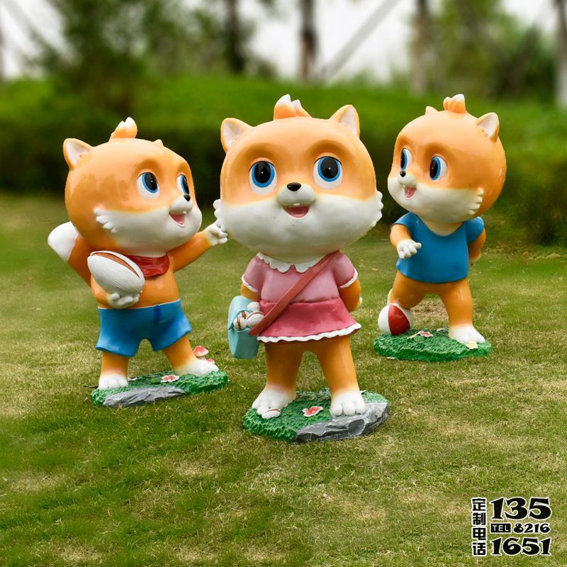 公園景區(qū)玻璃鋼卡通彩繪松鼠雕塑 公園景區(qū)玻璃鋼卡通彩繪松鼠雕塑