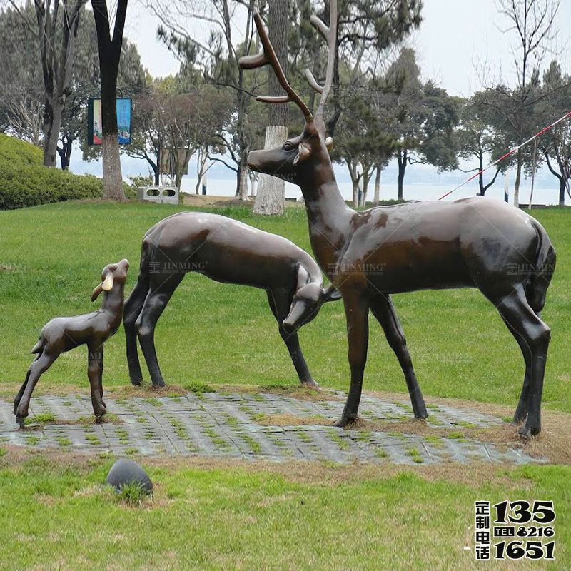 玻璃鋼仿銅戶外草坪梅花鹿雕塑 玻璃鋼仿銅戶外草坪梅花鹿雕塑