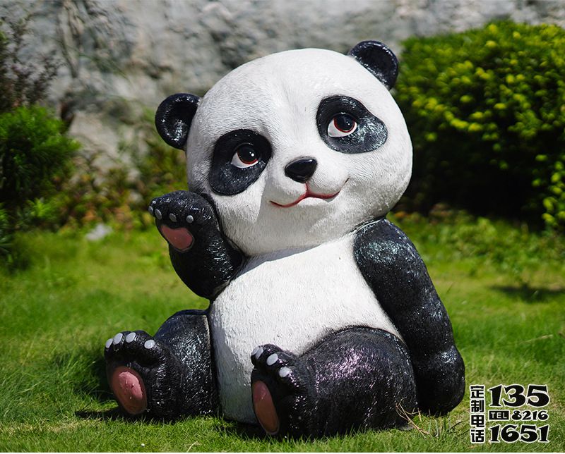 商店景區(qū)別墅卡通舉手打招呼熊貓玻璃鋼雕塑 商店景區(qū)別墅卡通舉手打招呼熊貓玻璃鋼雕塑