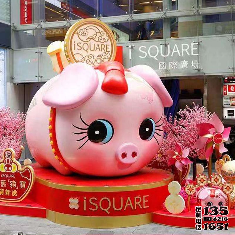 商場門口大號粉色呆萌玻璃鋼卡通豬雕塑 商場門口大號粉色呆萌玻璃鋼卡通豬雕塑