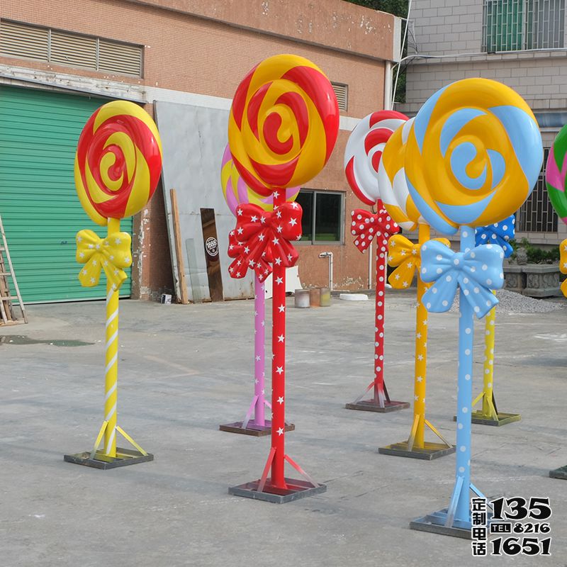 公園大型蝴蝶結玻璃鋼彩繪棒棒糖雕塑 公園大型蝴蝶結玻璃鋼彩繪棒棒糖雕塑