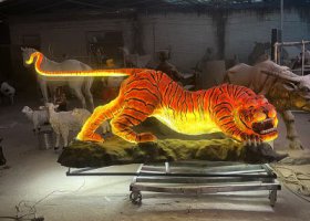 玻璃鋼發(fā)光老虎雕塑 玻璃鋼發(fā)光老虎雕塑